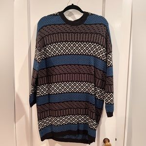 Element Small Sweater Dress. Black/Blue winter print.